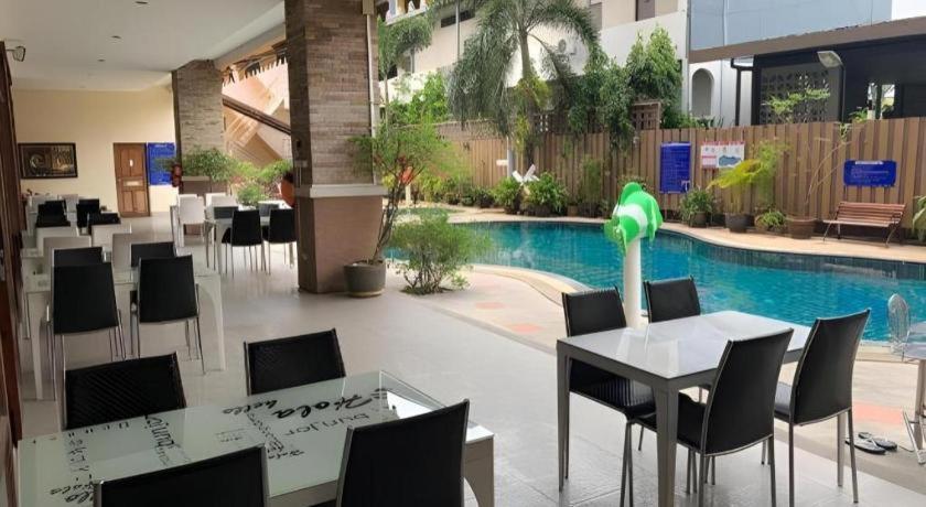 Siam Platinum Pattaya Hotel Exterior foto