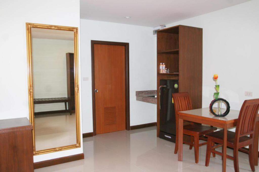 Siam Platinum Pattaya Hotel Exterior foto