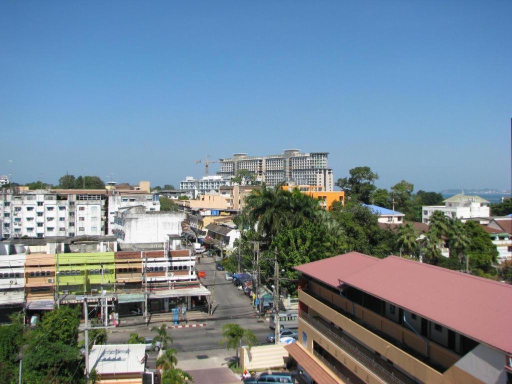 Siam Platinum Pattaya Hotel Exterior foto