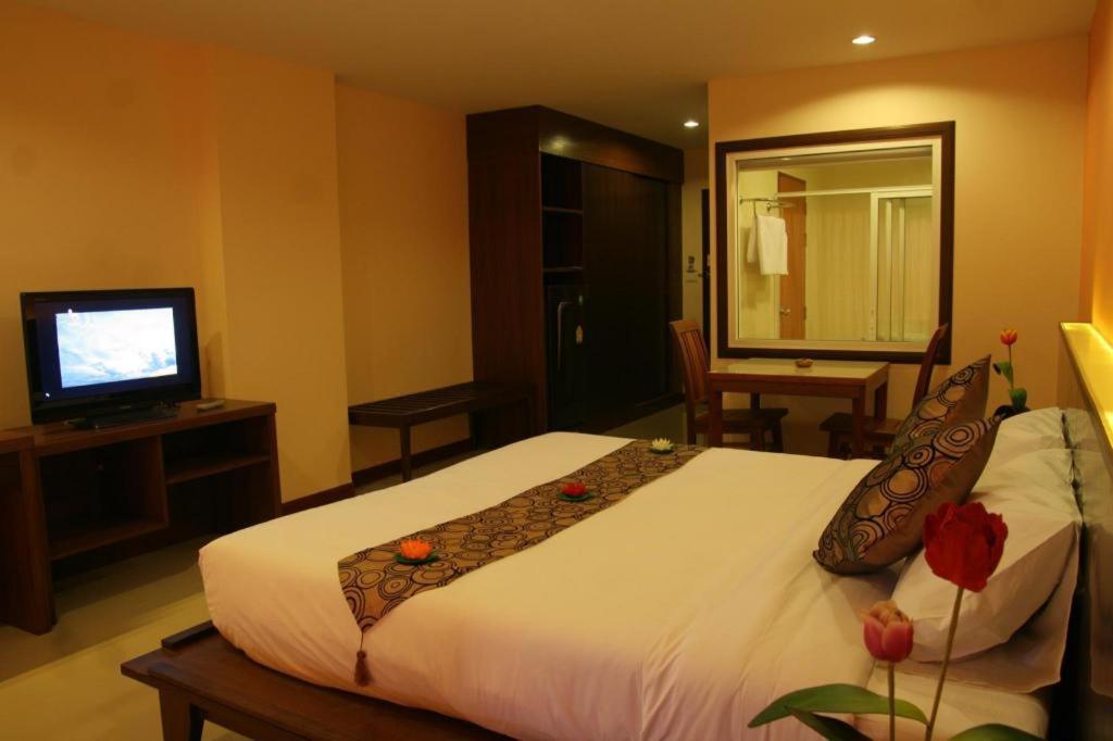 Siam Platinum Pattaya Hotel Exterior foto