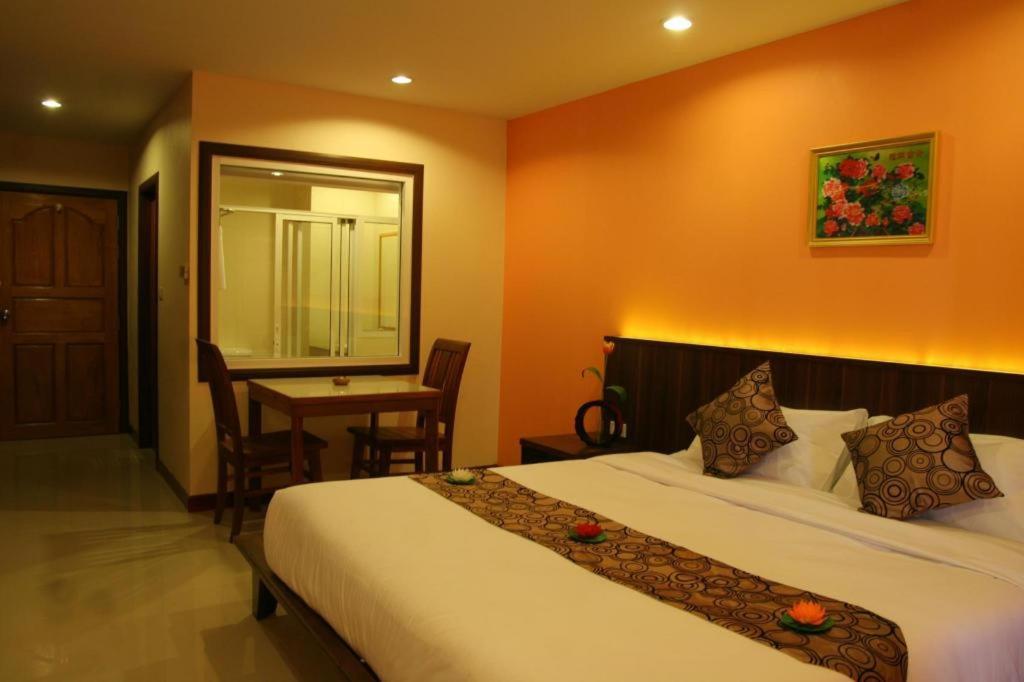 Siam Platinum Pattaya Hotel Exterior foto